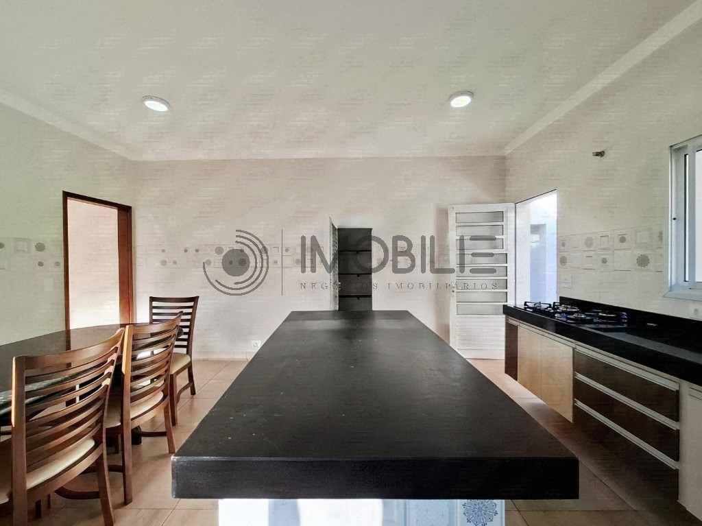 Casa, 3 quartos, 197 m² - Foto 11