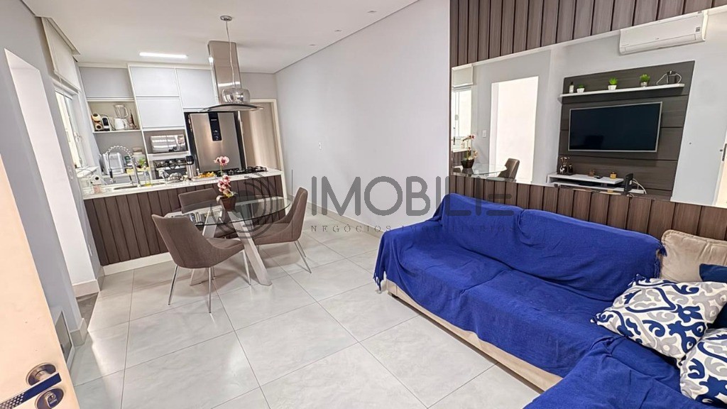 Casa, 2 quartos, 63 m² - Foto 1