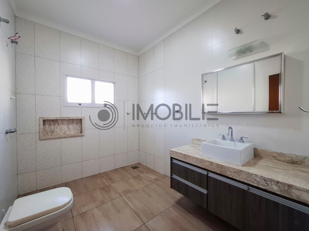 Casa, 3 quartos, 197 m² - Foto 32