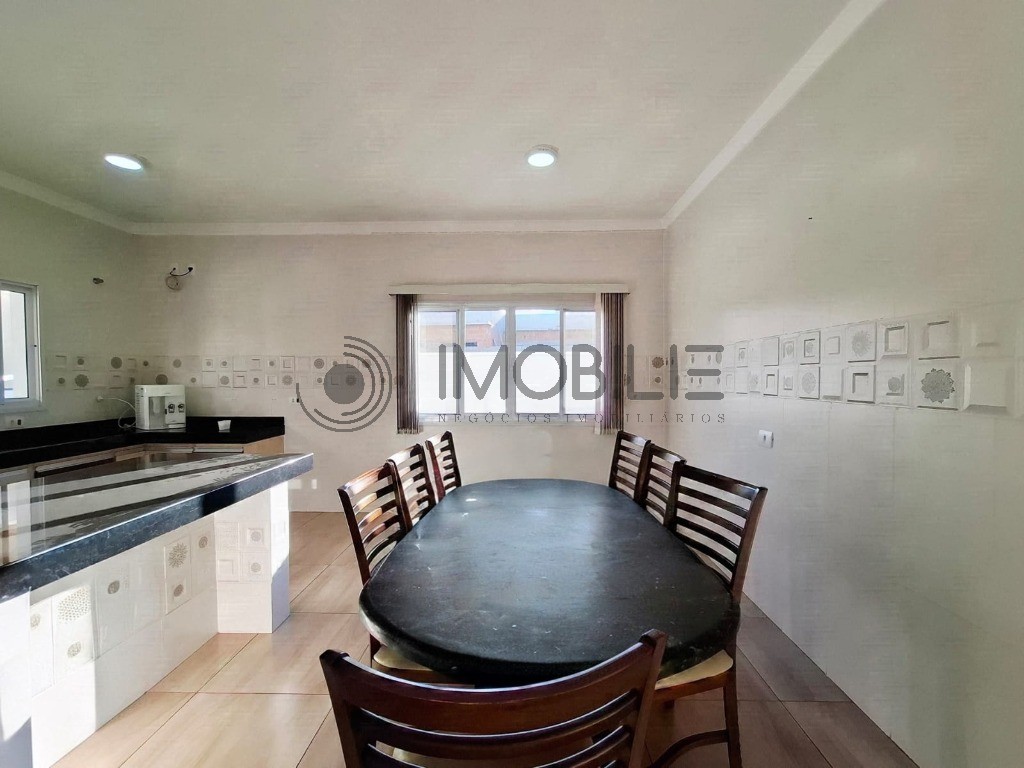 Casa, 3 quartos, 197 m² - Foto 10