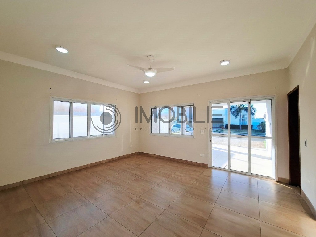 Casa, 3 quartos, 197 m² - Foto 4
