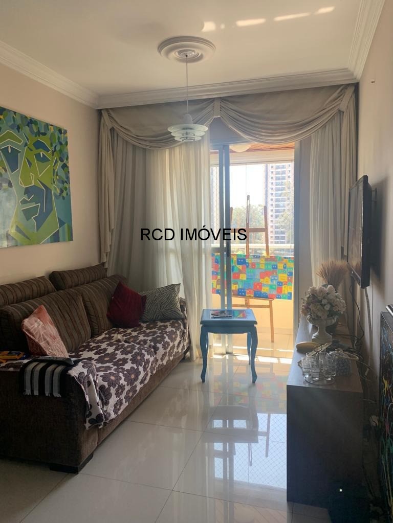 Lindo apartamento com 2 dormitórios próximo ao metrô