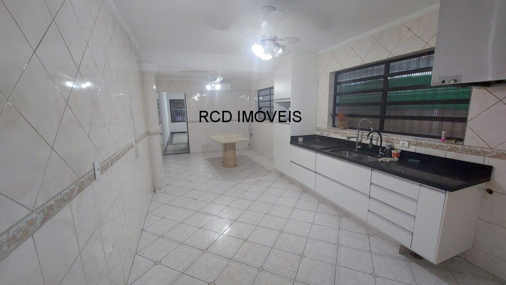 Oportunidade de Sobrado com 3 dorms, sendo 2 suites próximo ao Metrô Vila Sônia
