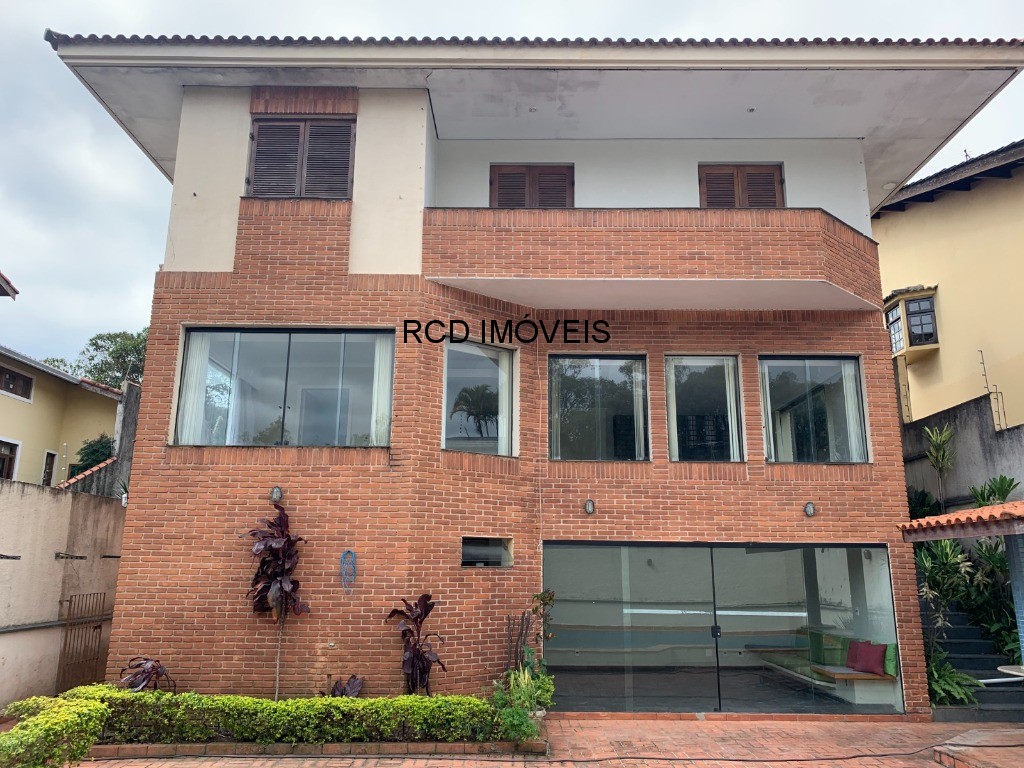Casa PARQUE DOS PRINCIPES, 3 suítes, Próximo Colégio Abert Sabin