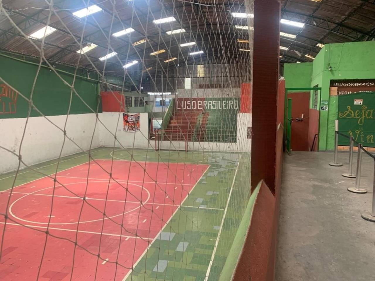 Galpão 1100m² a venda em Vila Regente Feijó