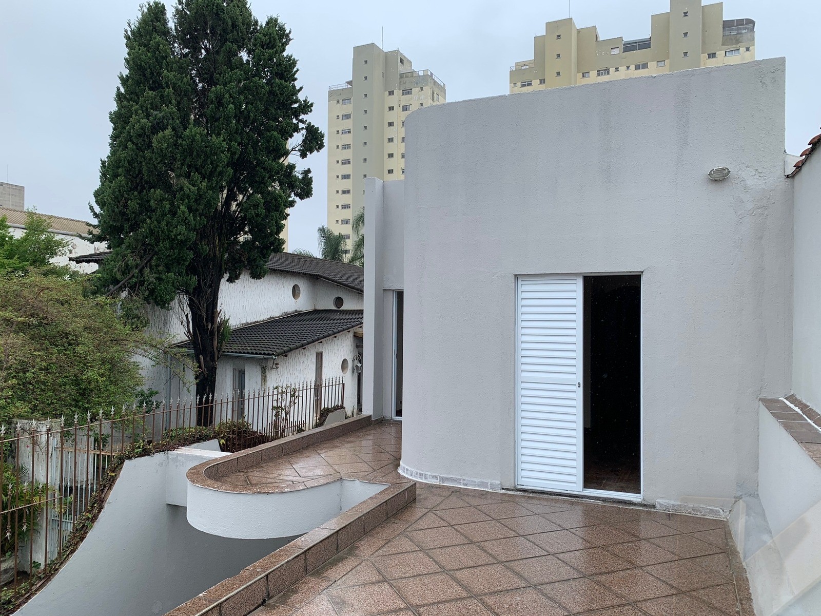Sobrado com 3 dormitórios para alugar na penha