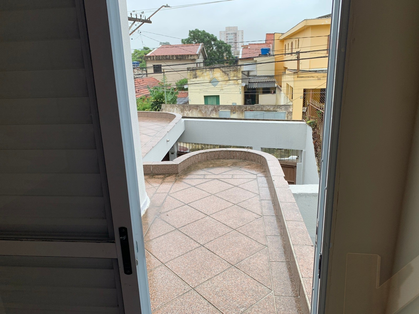 Sobrado com 3 dormitórios para alugar na penha