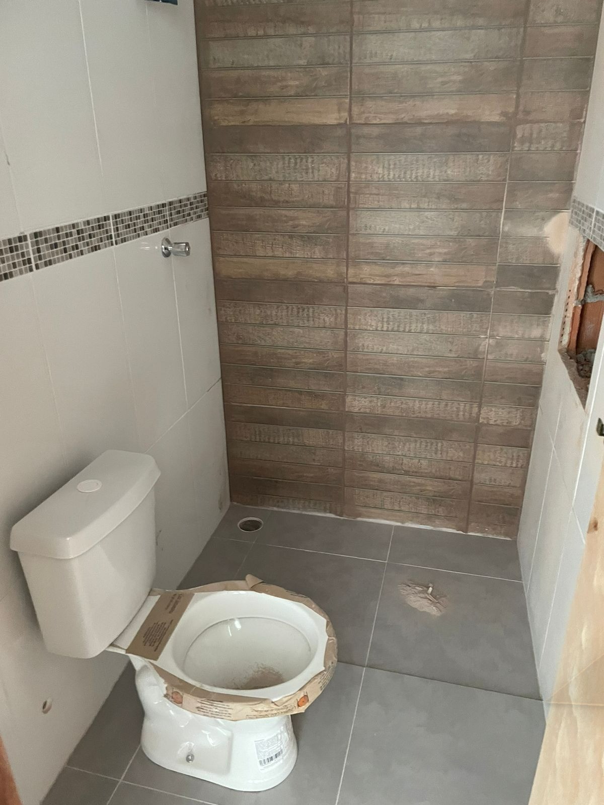 Apartamento 2 dormitórios no Pq. Maria Luiza
