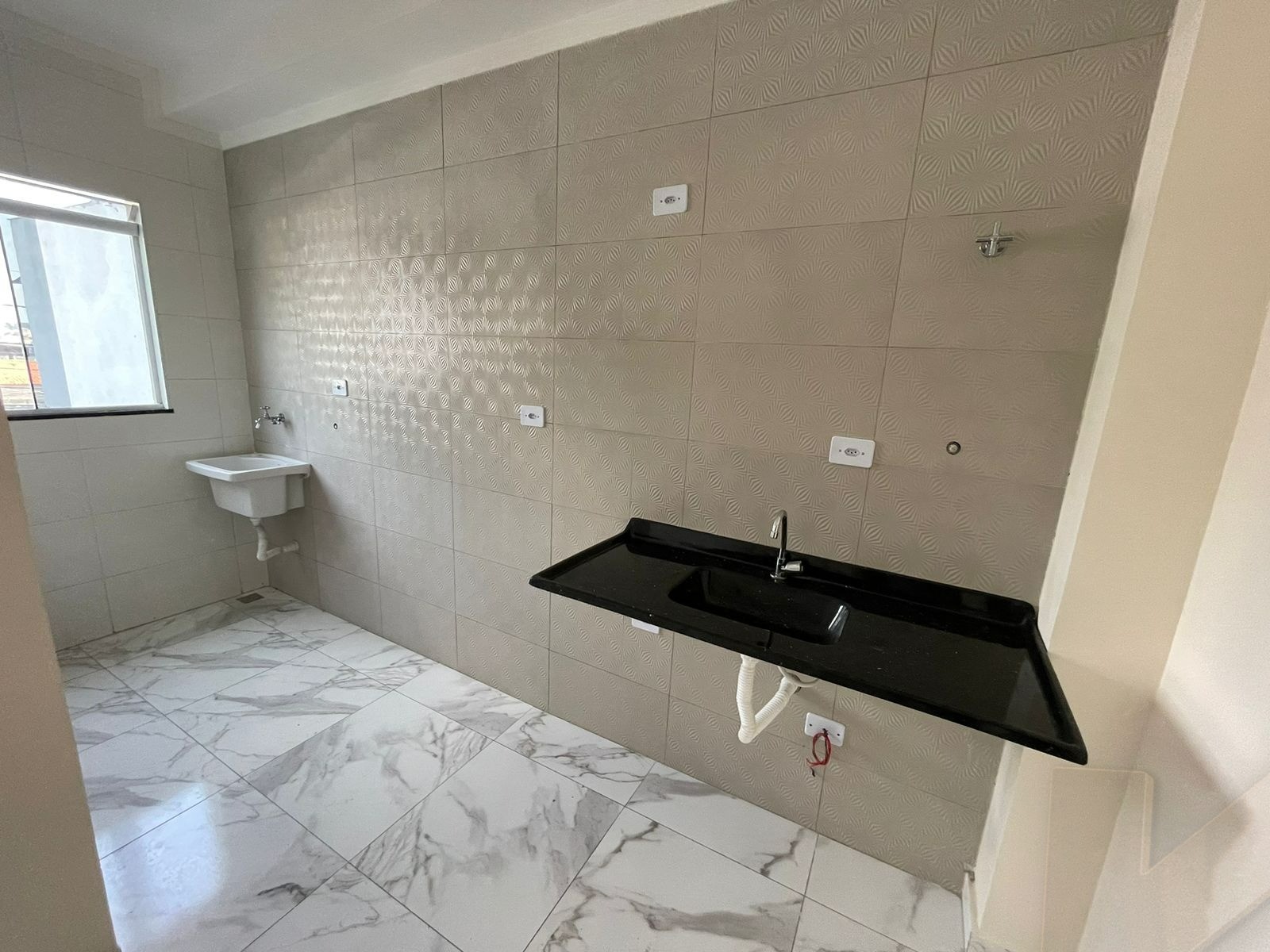 Apartamento 2 dormitórios vila Nhocuné