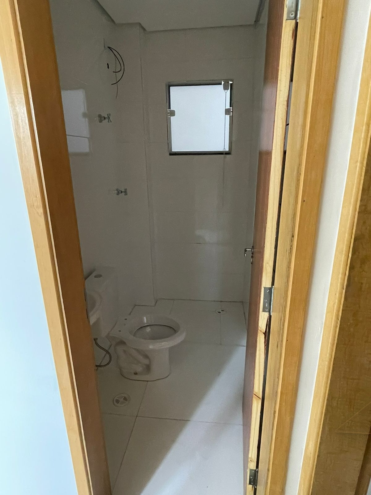 Apto 2 dormitórios ao lado do metrô guilhermina