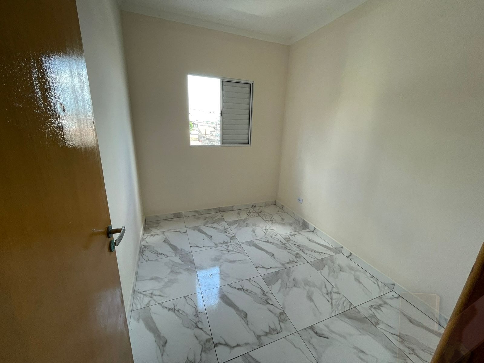Apartamento 2 dormitórios vila Nhocuné
