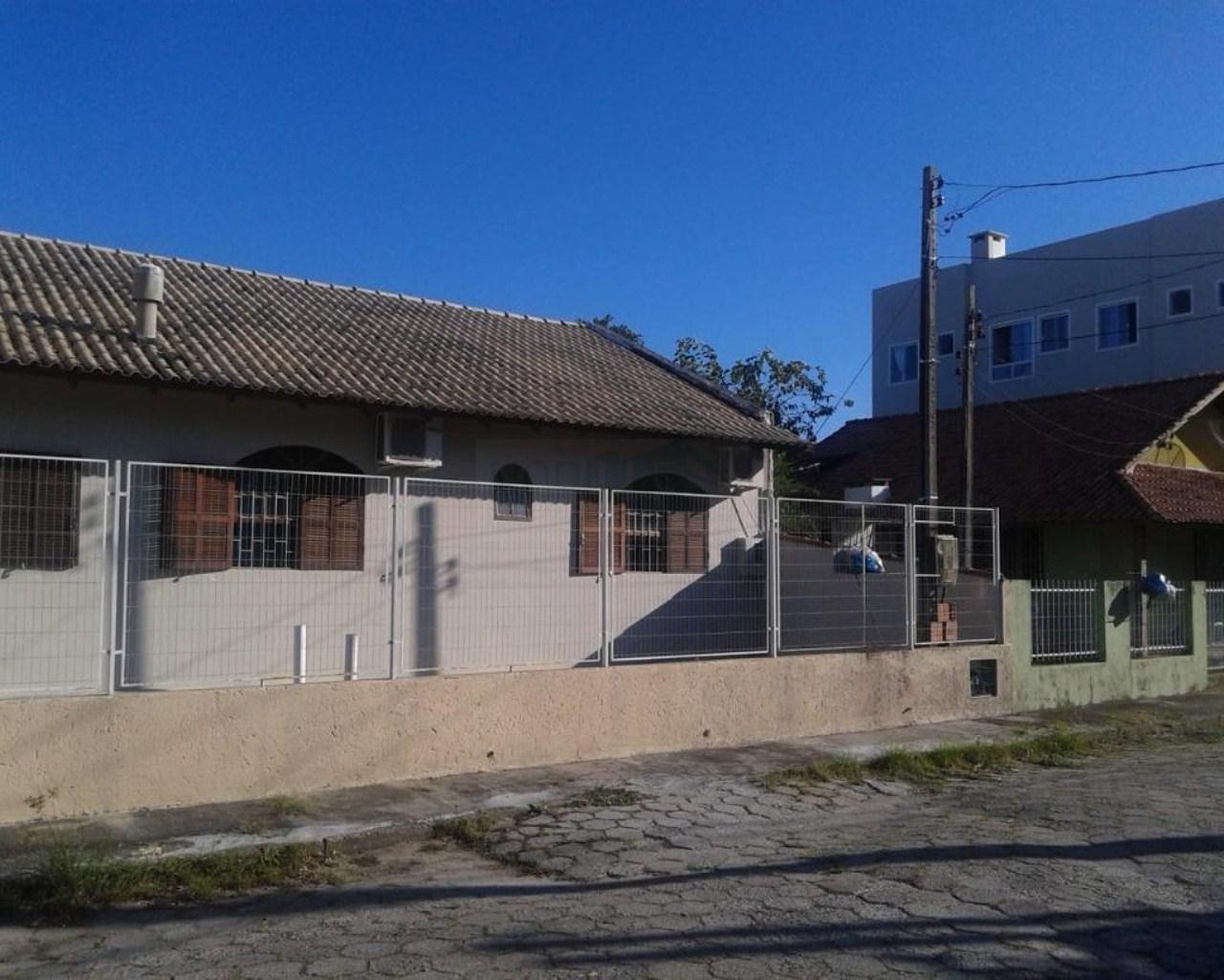 CASA À VENDA POR R$ 950.000,00 - INGLESES DO RIO VERMELHO - FLORIANÓPOLIS/SC