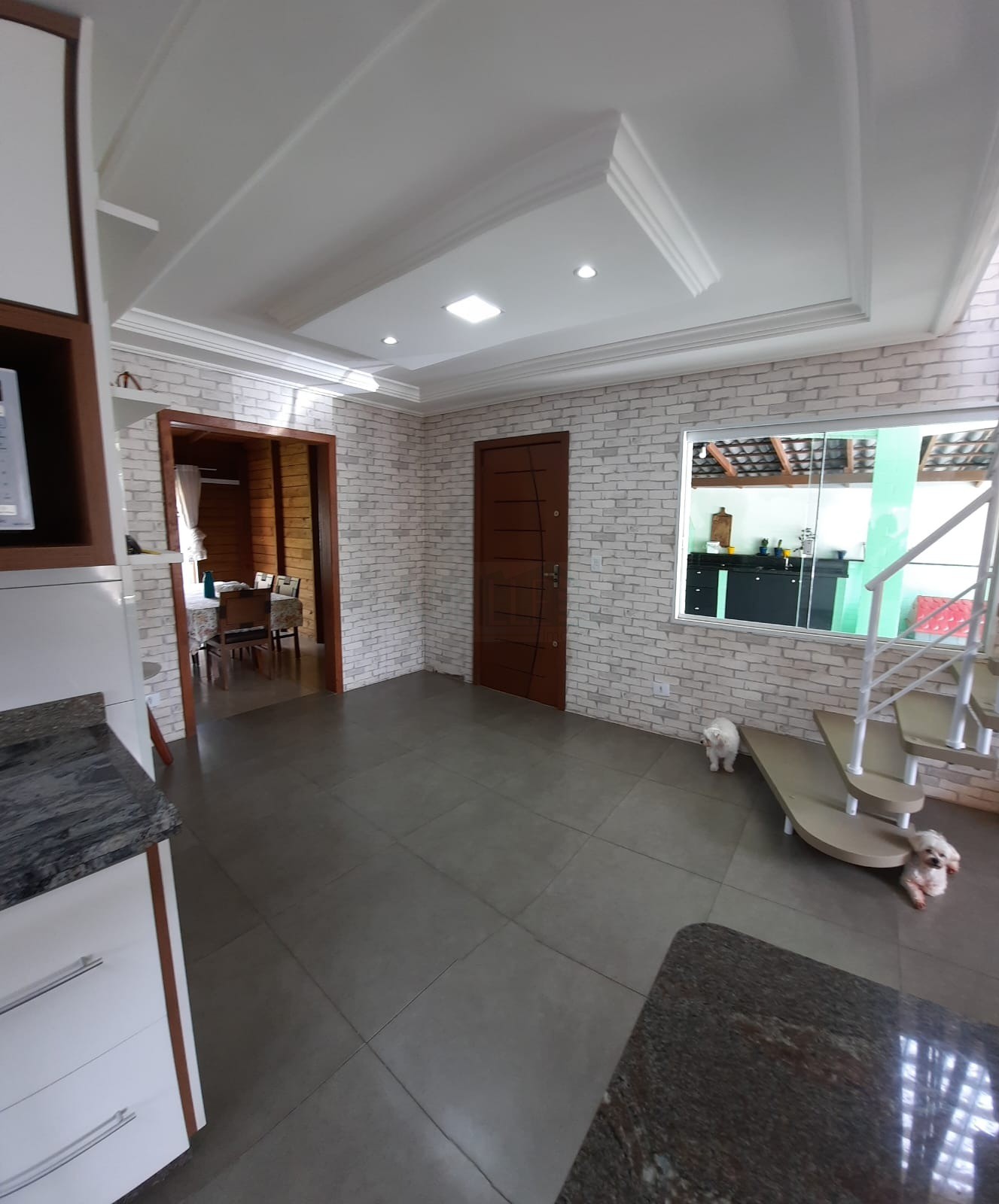 NOBILLE IMÓVEIS vende - Excelente casa a 700 metros da praia dos Ingleses