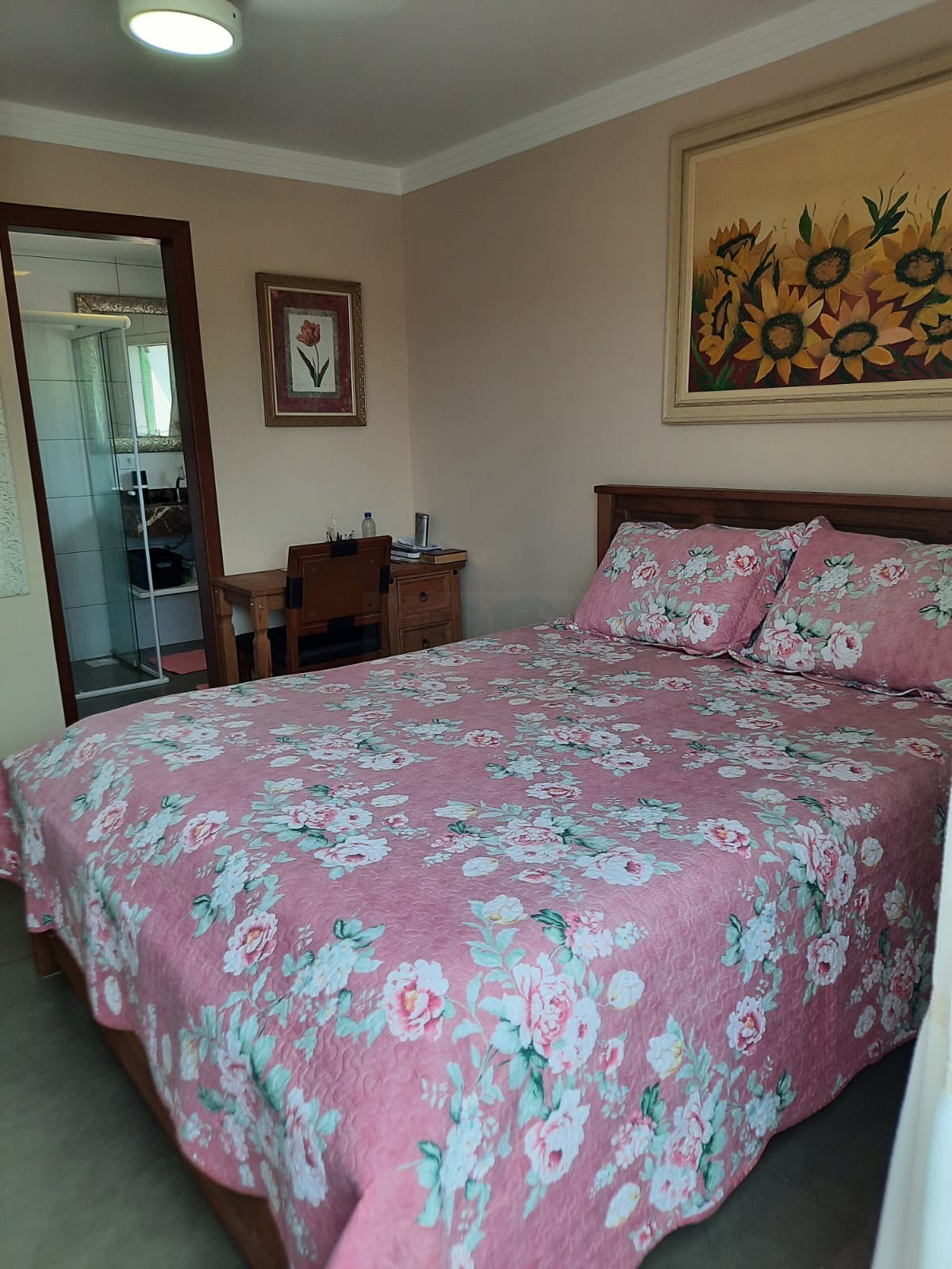 NOBILLE IMÓVEIS vende - Excelente casa a 700 metros da praia dos Ingleses
