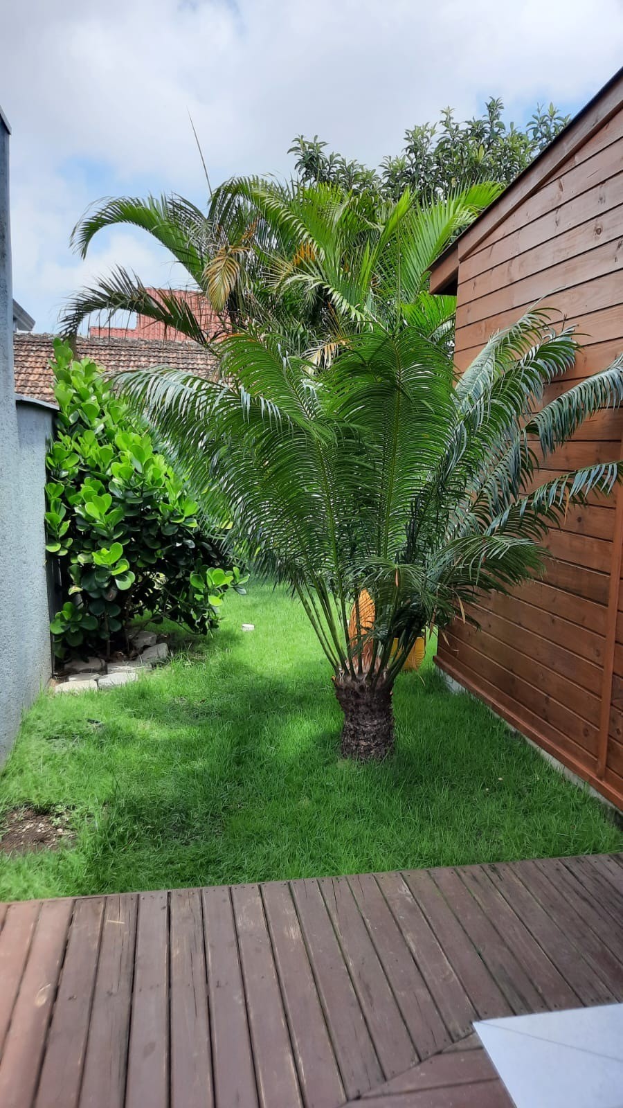 NOBILLE IMÓVEIS vende - Excelente casa a 700 metros da praia dos Ingleses