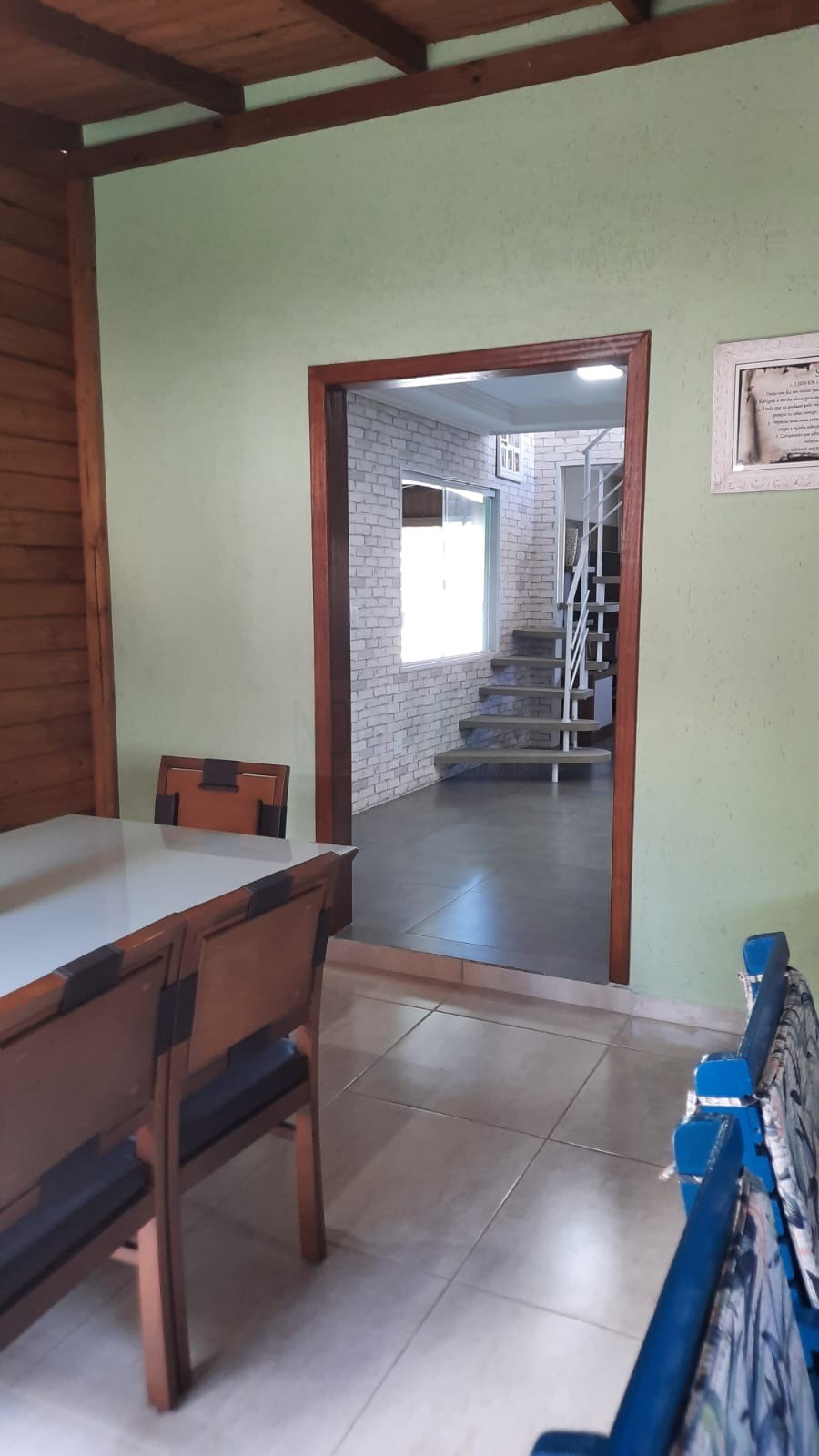 NOBILLE IMÓVEIS vende - Excelente casa a 700 metros da praia dos Ingleses