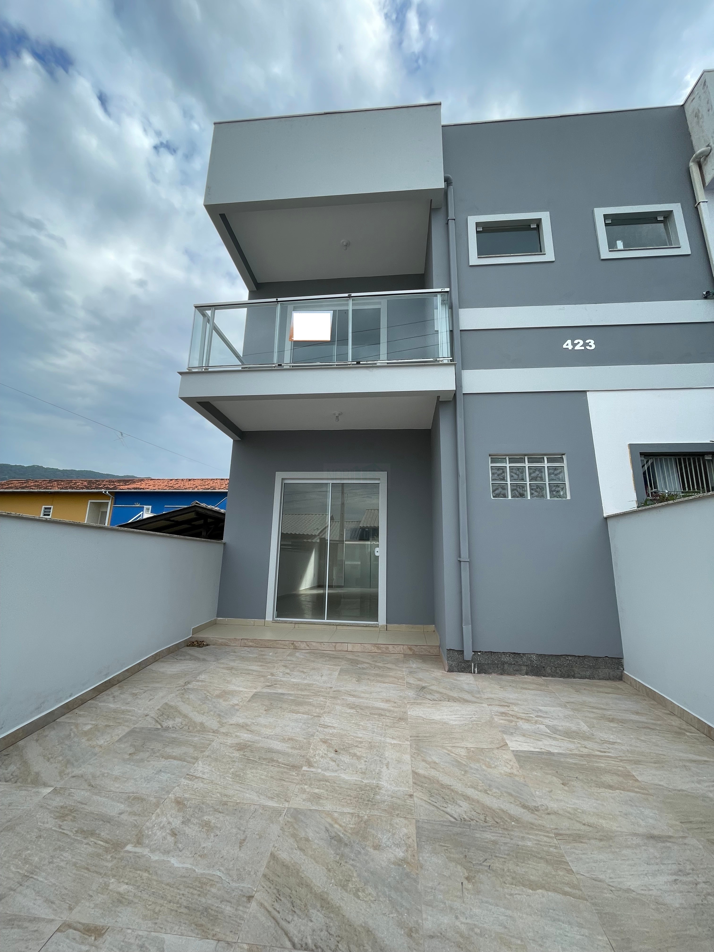 Casa tipo Duplex a venda no Rio Vermelho com 02 suítes - Florianópolis/SC.