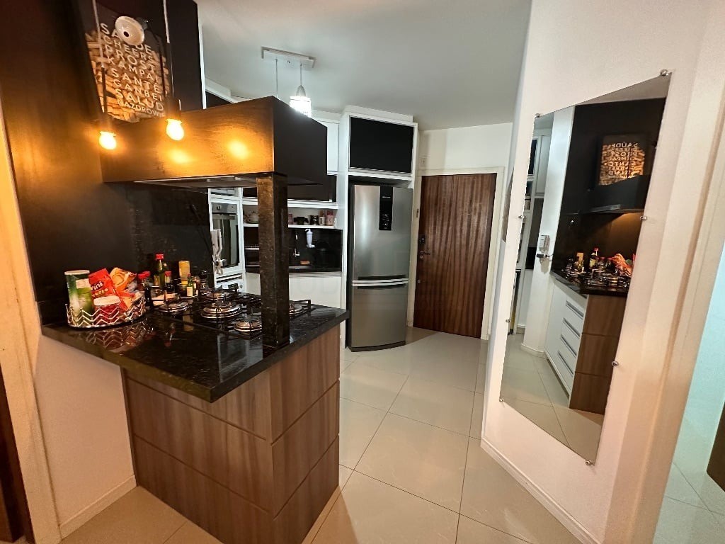 NOBILLE IMÓVEIS VENDE APARTAMENTO EM JURERÊ