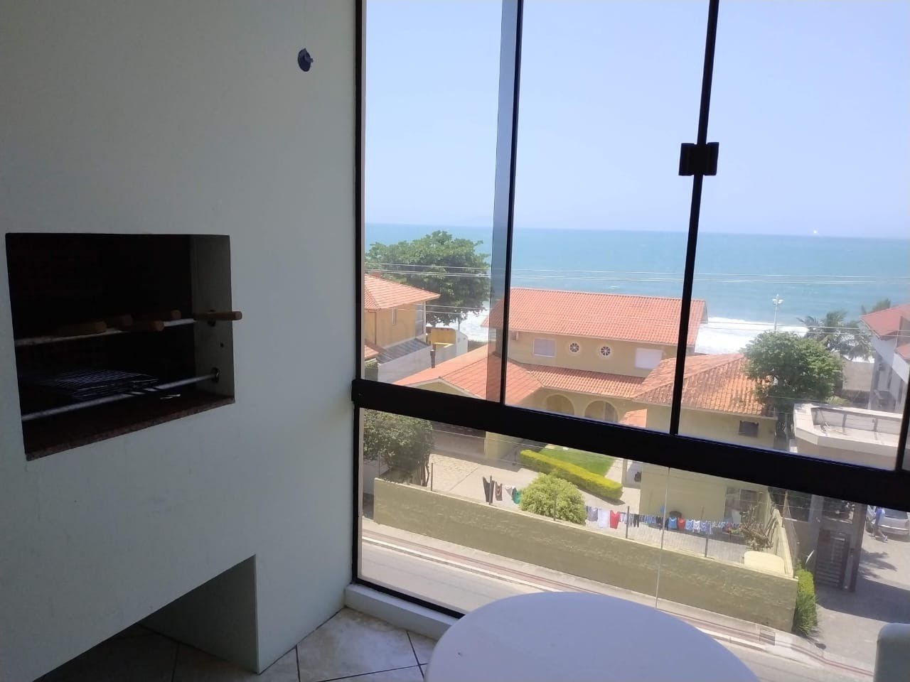 Apartamento frente mar, financiável e com 1 dormitório à venda no Ingleses - Florianópolis/SC