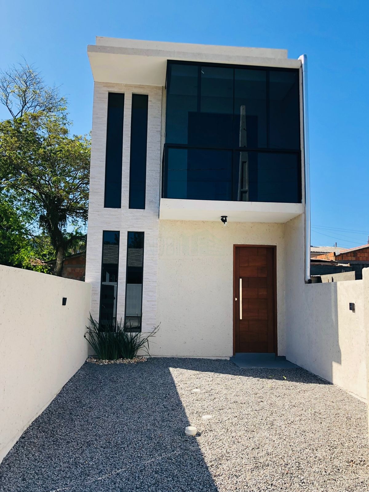 Casa tipo duplex à venda no Rio Vermelho em Florianópolis/SC.