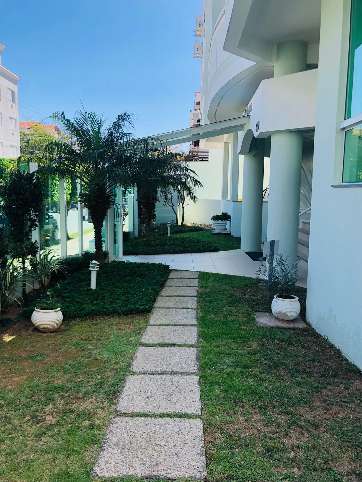 NOBILLE VENDE APARTAMENTO EM CANASVIEIRAS