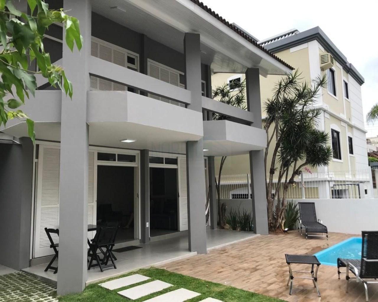 CASA À VENDA EM CANASVIEIRAS