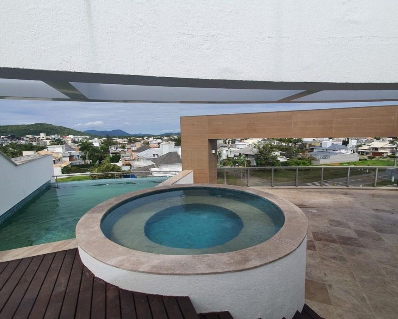 Cobertura semi-mobiliada com 2 dormitórios à venda, 84 m² po