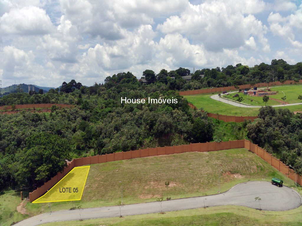 Terreno em Condomínio de Luxo em Alphaville Jundiaí-SP: 573,14 m² de Pura Exclusividade!