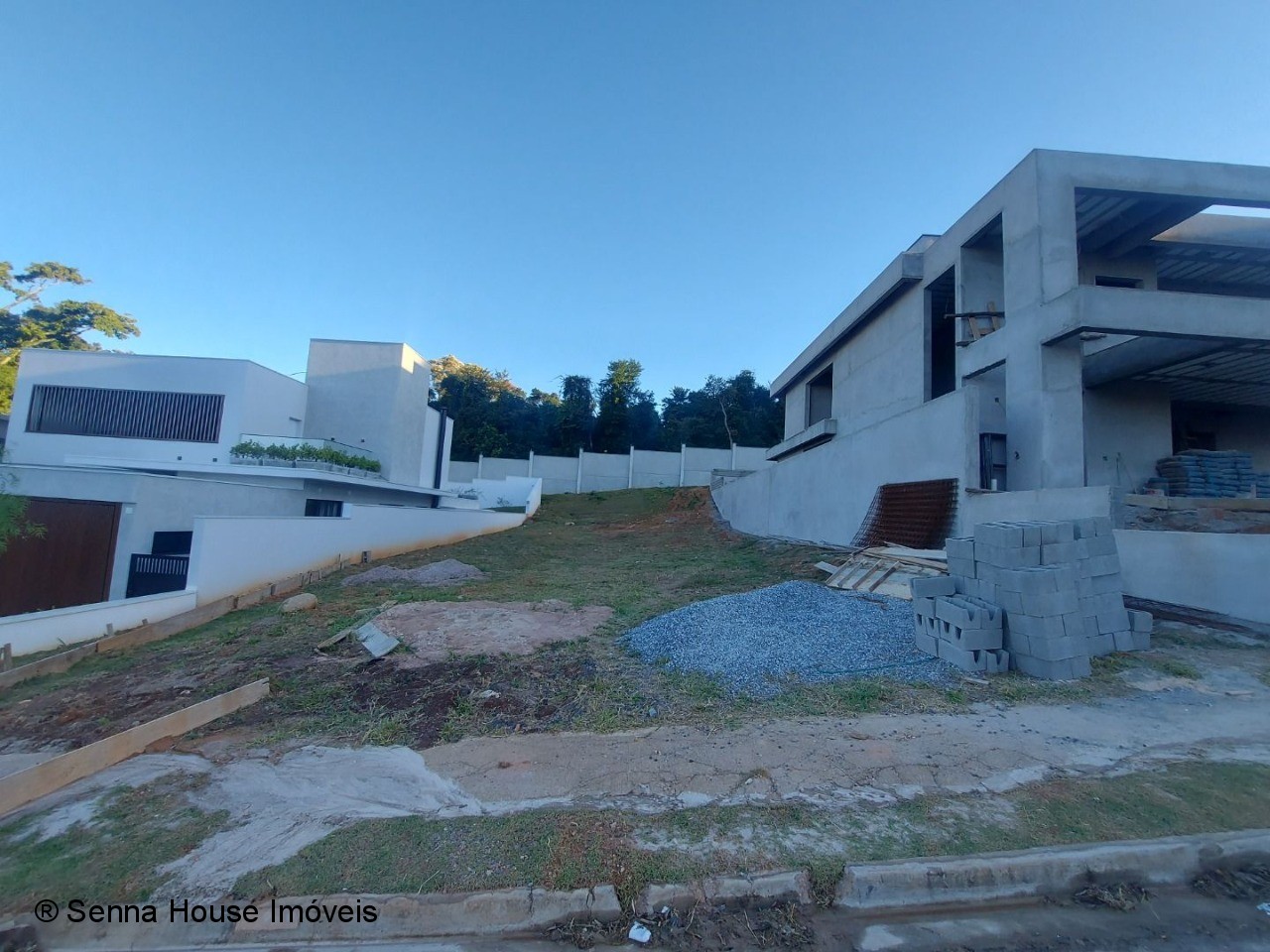 Terreno de 600m² em Condomínio Exclusivo no Jardim das Samambaias, Jundiaí-SP: Sua Oportunidade de Investimento!