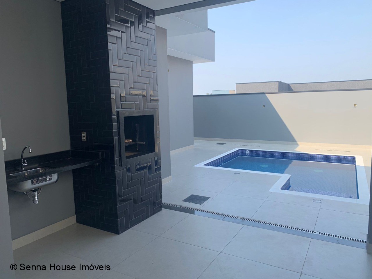 Casa de alto padrão em condomínio à venda em Itupeva-SP, no Gran Ville São Venâncio: 3 quartos, 1 suíte, 3 salas, 2 banheiros, 4 vagas e 155m².