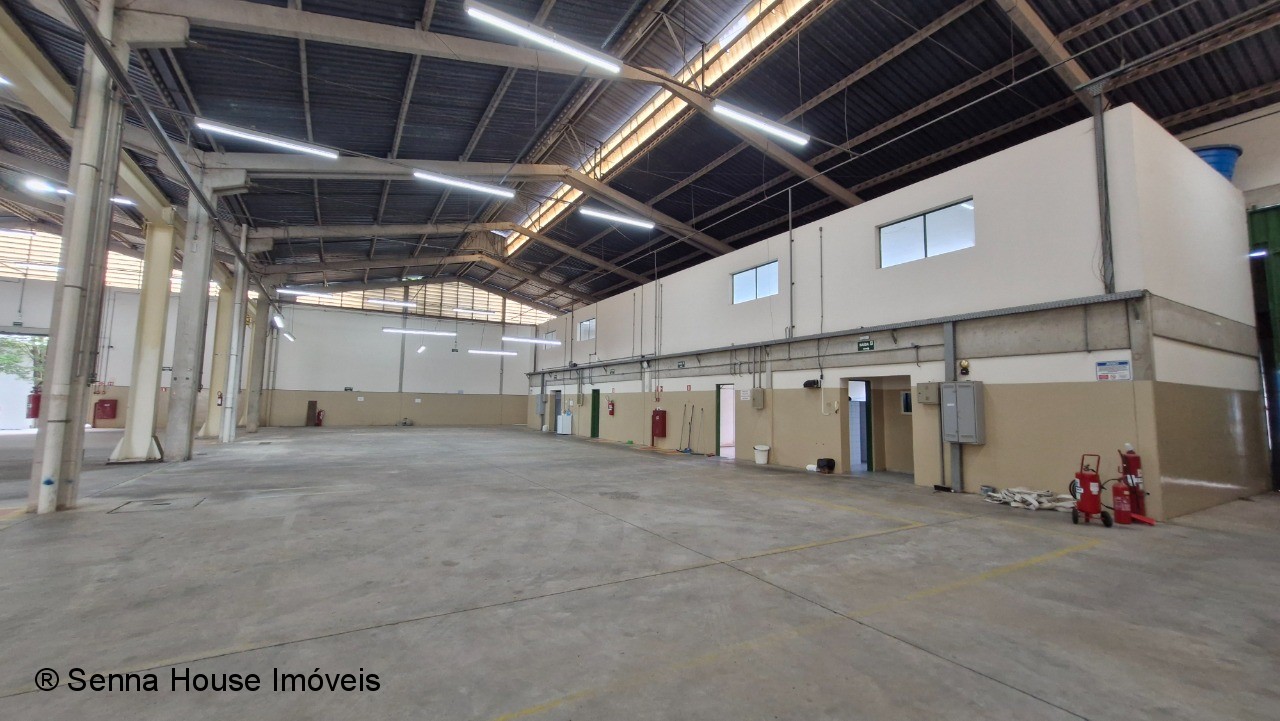 Galpão Industrial de Alto Padrão para Locação em Itupeva-SP, Bairro Santa Júlia: 2 Salas, 8 Banheiros, 10 Vagas, 1.577,93m².