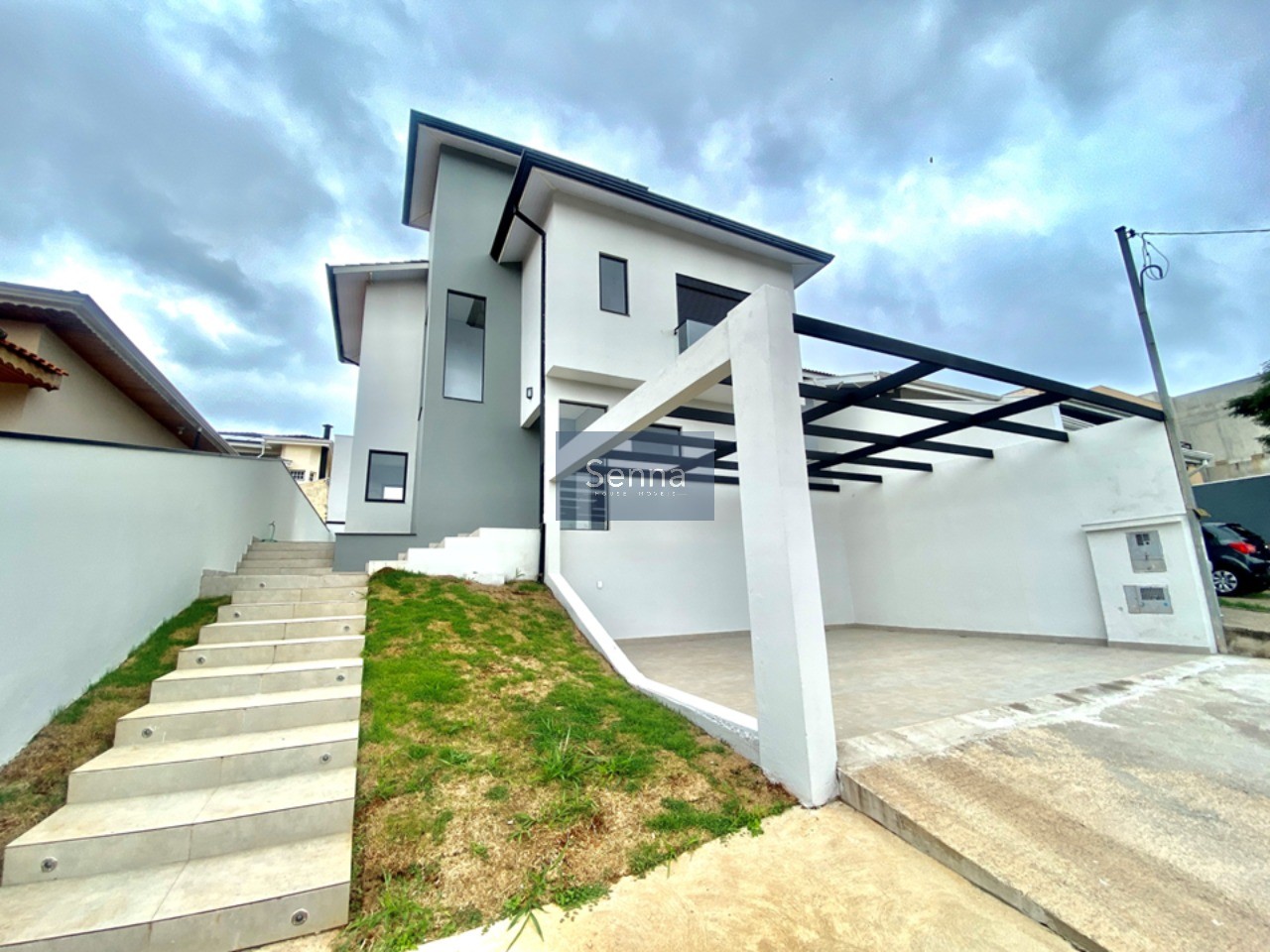 Imperdível: Casa à venda em Jardim Promeca com 3 quartos, 2 salas e 190m² de área