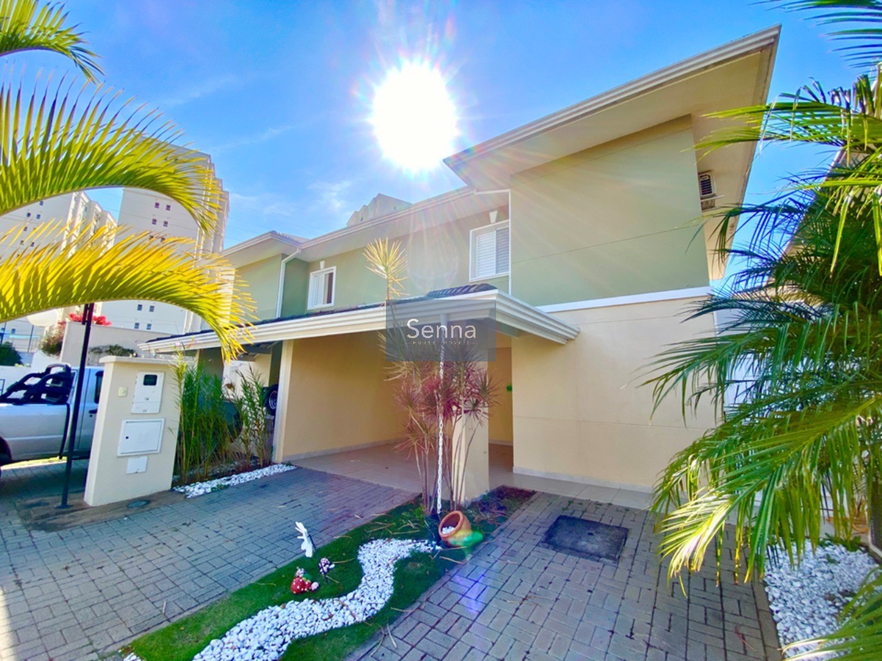 Imperdível oportunidade: Casa à venda em Jundiaí-SP, Jardim Ermida I, 3 quartos, 1 suíte, 2 salas, 2 banheiros, 4 vagas, 123m²