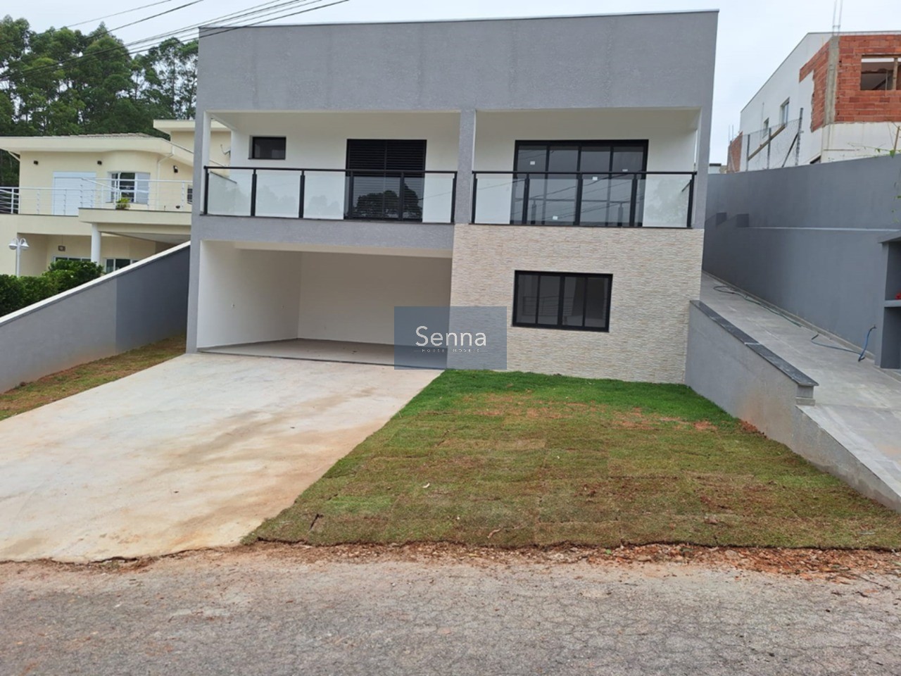 Imperdível Casa de 3 Suítes no Loteamento Capital Ville - Jundiaí-SP: 278m², 2 Salas, 4 Banheiros, 2 Vagas.