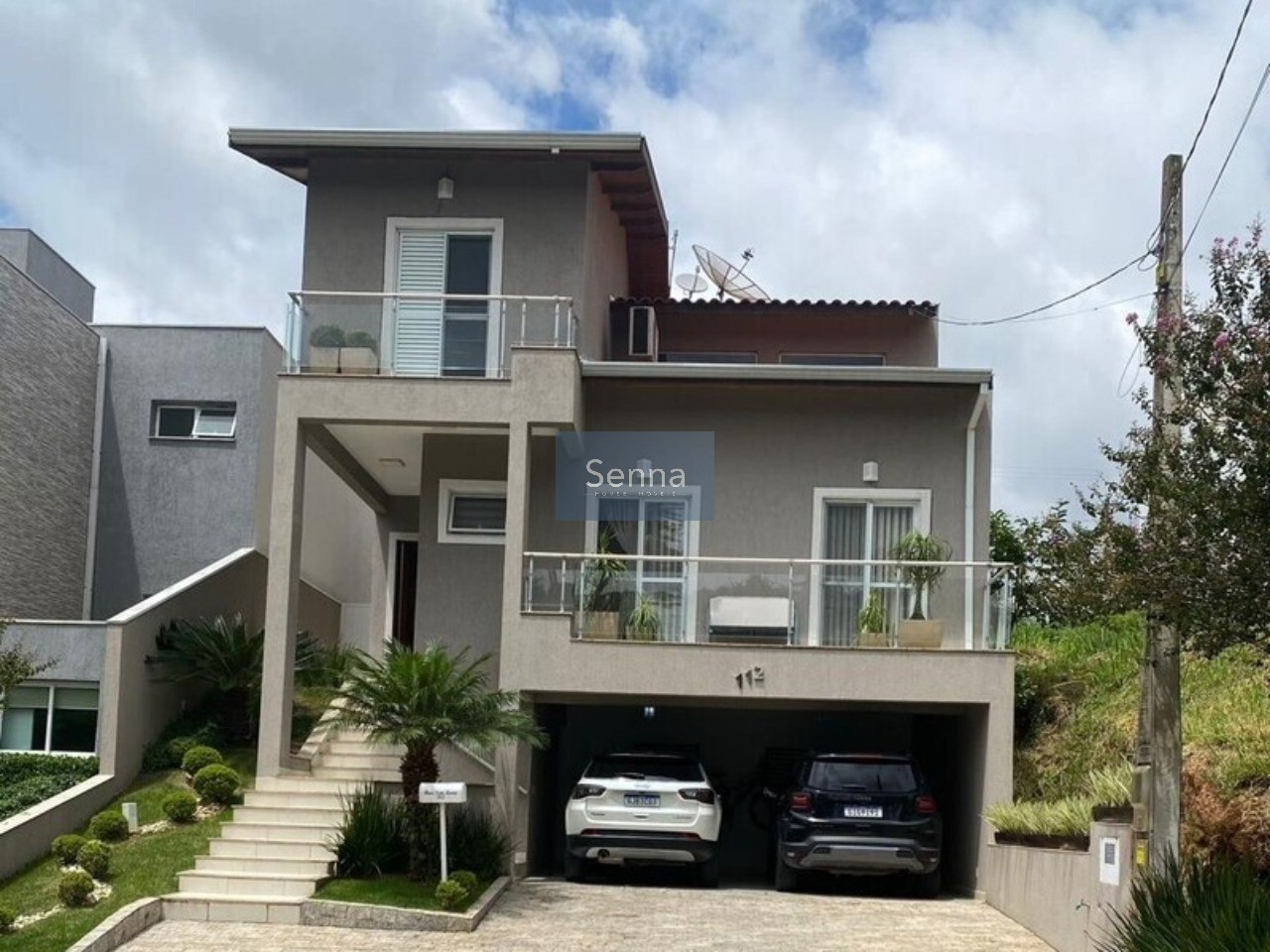 Casa de alto padrão em condomínio na Chácara Morada Mediterrânea, Jundiaí-SP: 3 quartos, 3 suítes, 3 salas, 259m² - Imperdível!
