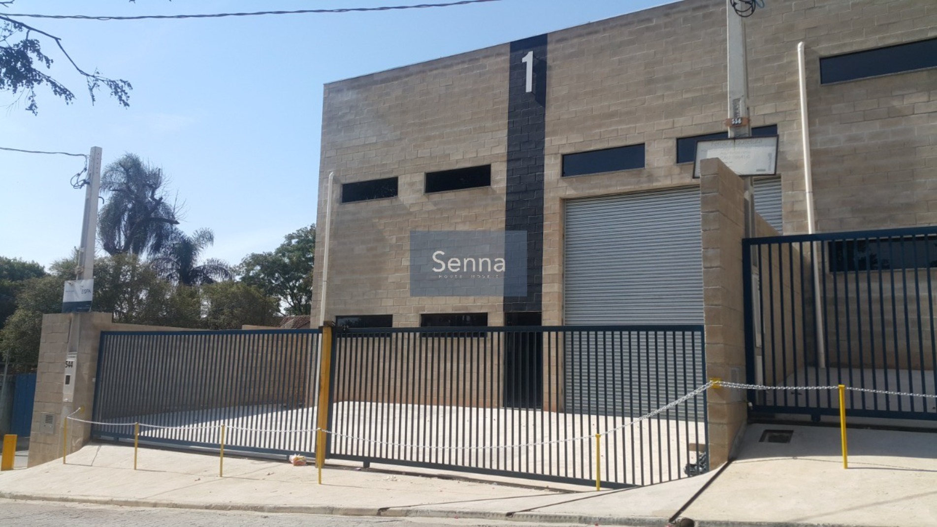 Galpão Industrial de alto padrão para locação em Itupeva-SP, no bairro Jardim Santa Barbara, com 1 sala, 3 banheiros, 2 vagas de garagem e 360,00 m² de área.
