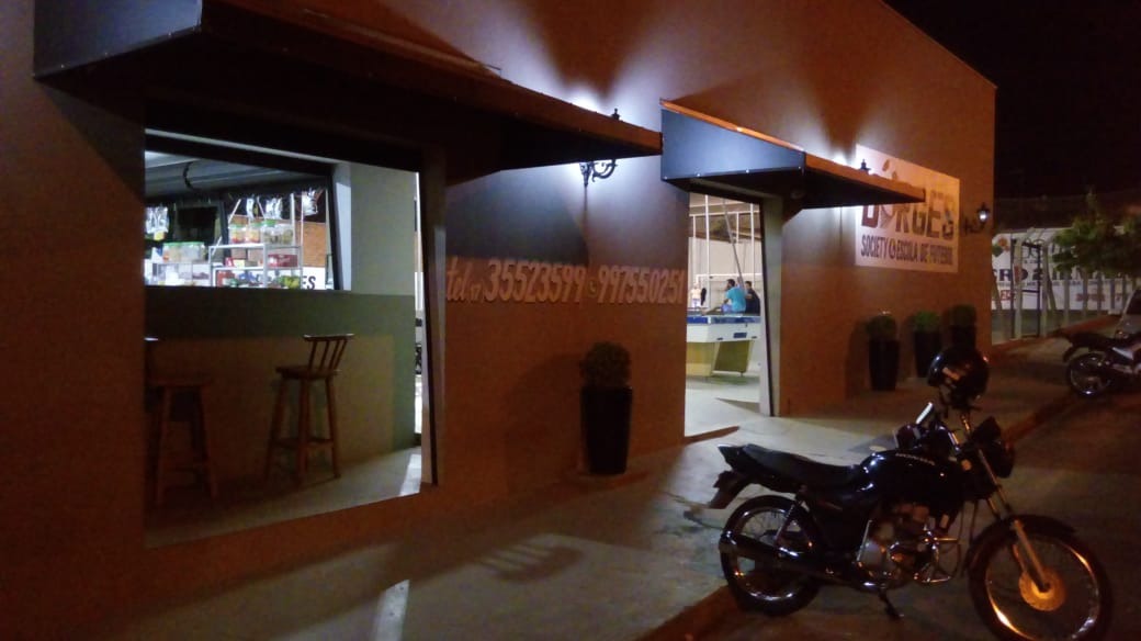 PONTO COMERCIAL em URUPÊS - SP, CENTRO