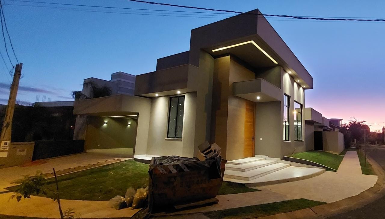 CASA RESIDENCIAL em SÃO JOSÉ DO RIO PRETO - SP, DAMHA V