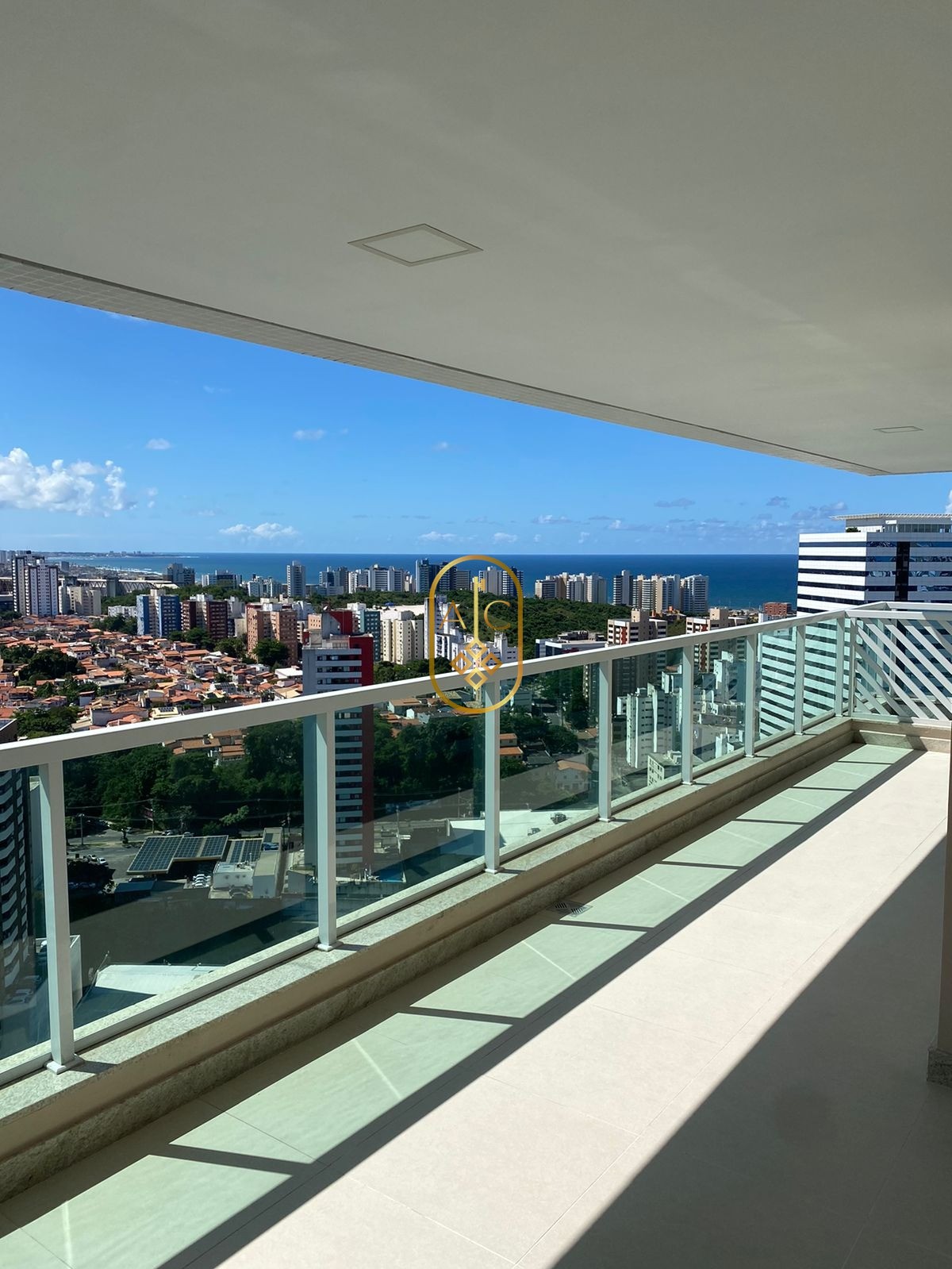 Apartamento na Pituba, 3 quartos, 2 vagas, infraestrutura completa, lazer e segurança.