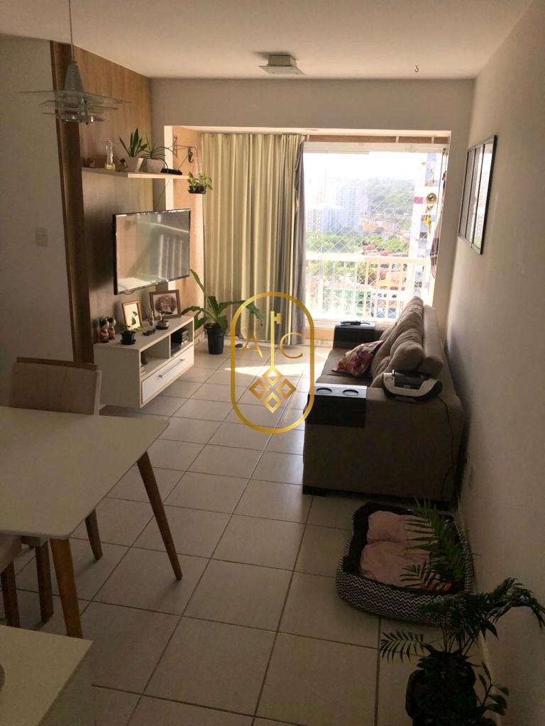 Apartamento nascente no Imbuí 3 quartos sendo 1 suíte, dependência completa, 2 vagas na garagem.