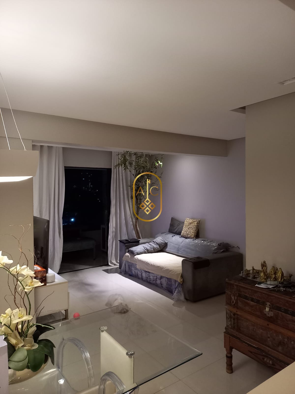 Apartamento nascente 3 quartos sendo 1 suíte, 2 vagas na garagem.