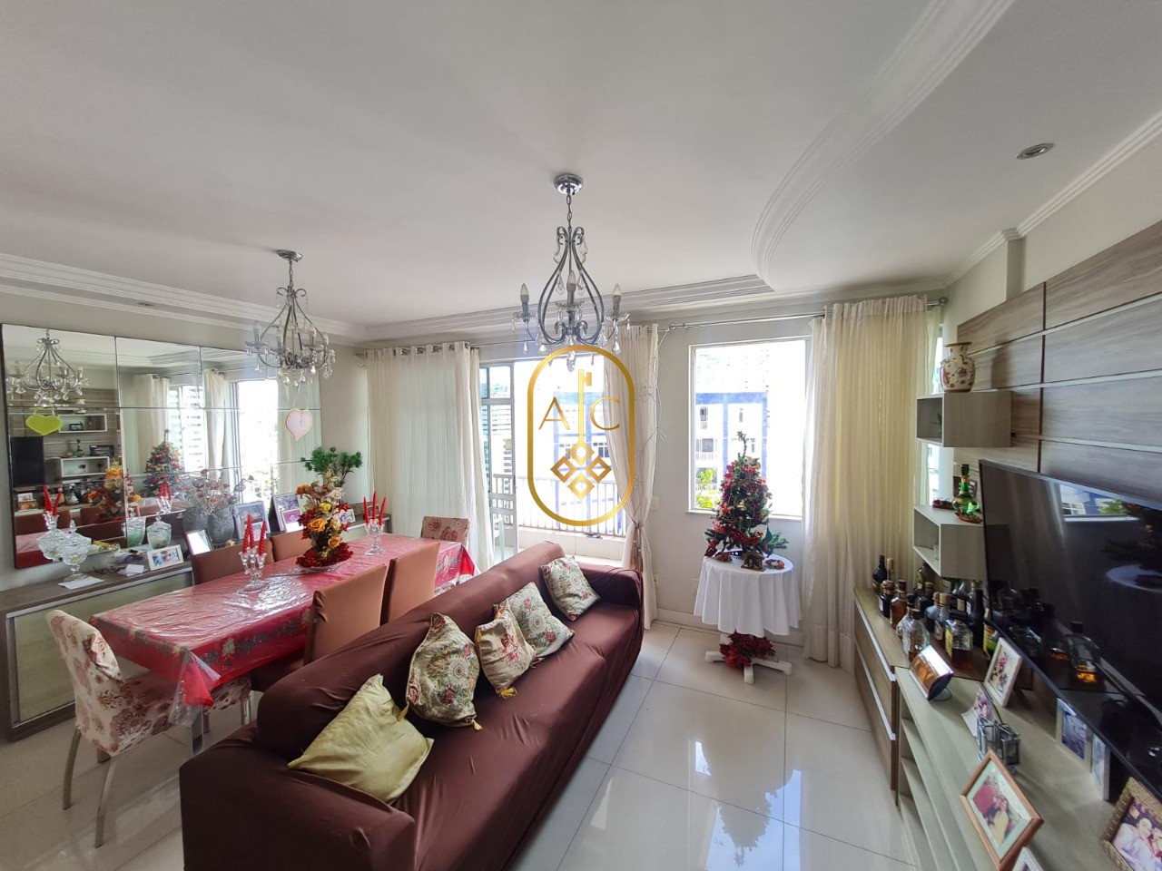 Apartamento 130 m², 3 quartos sendo 1 suíte, varanda, 2 vagas, Canela