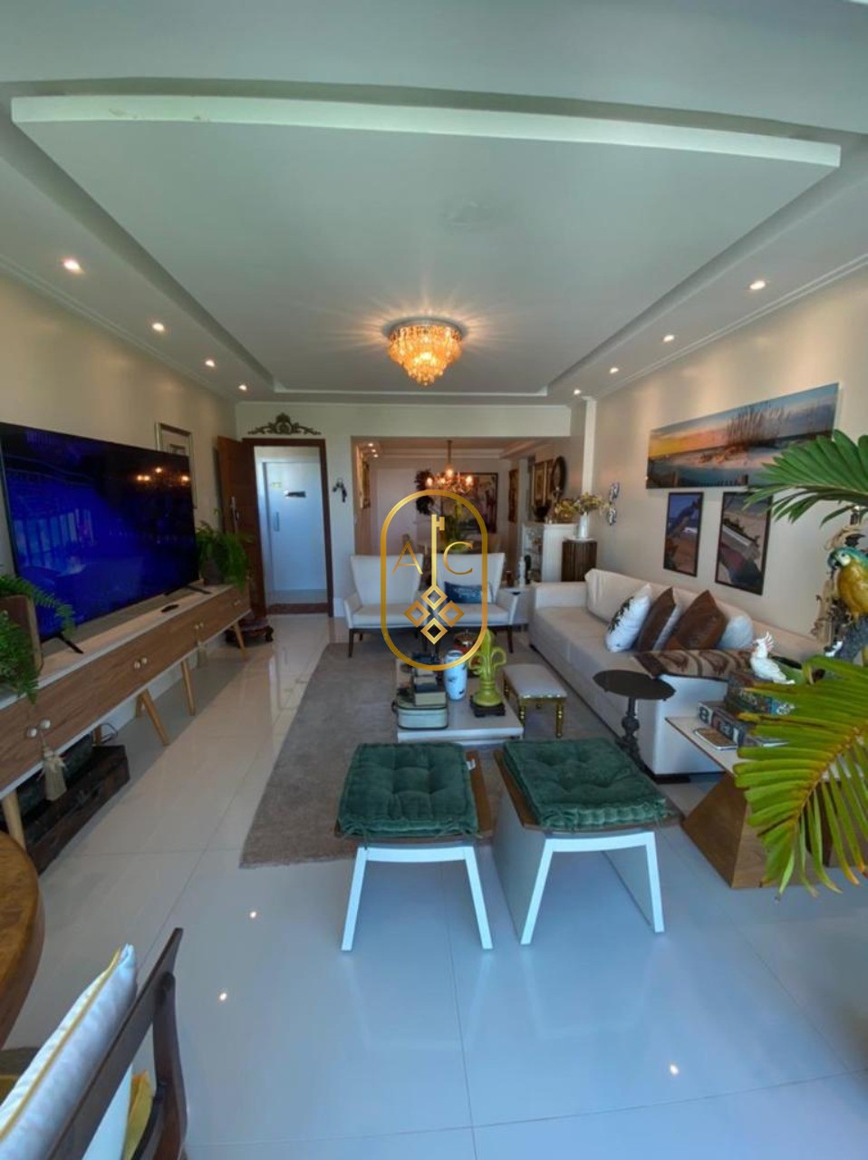 Apartamento nascente, 135 m², 3 suítes, 2 vagas, Pituba