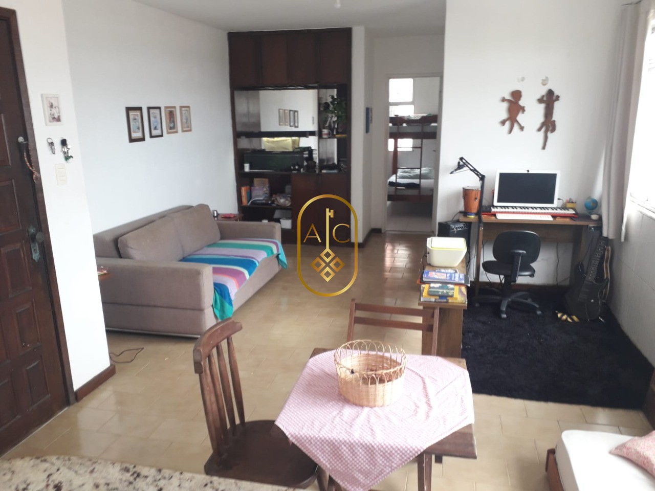 Apartamento nascente, 2 quartos, vista para o mar, Rio Vermelho