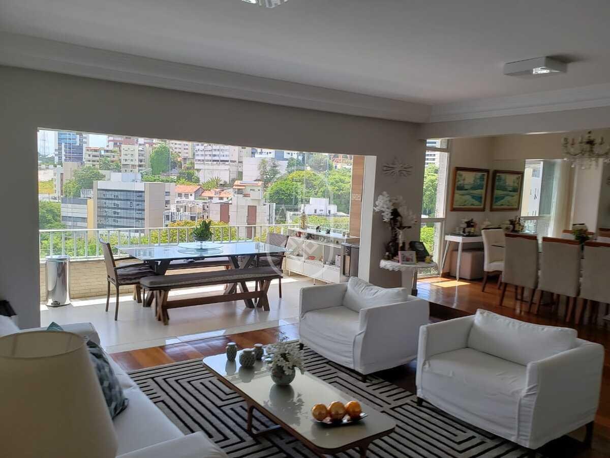 Apartamento 4 quartos sendo 2 suítes com closet, 2 vagas, Infraestrutura, Ondina