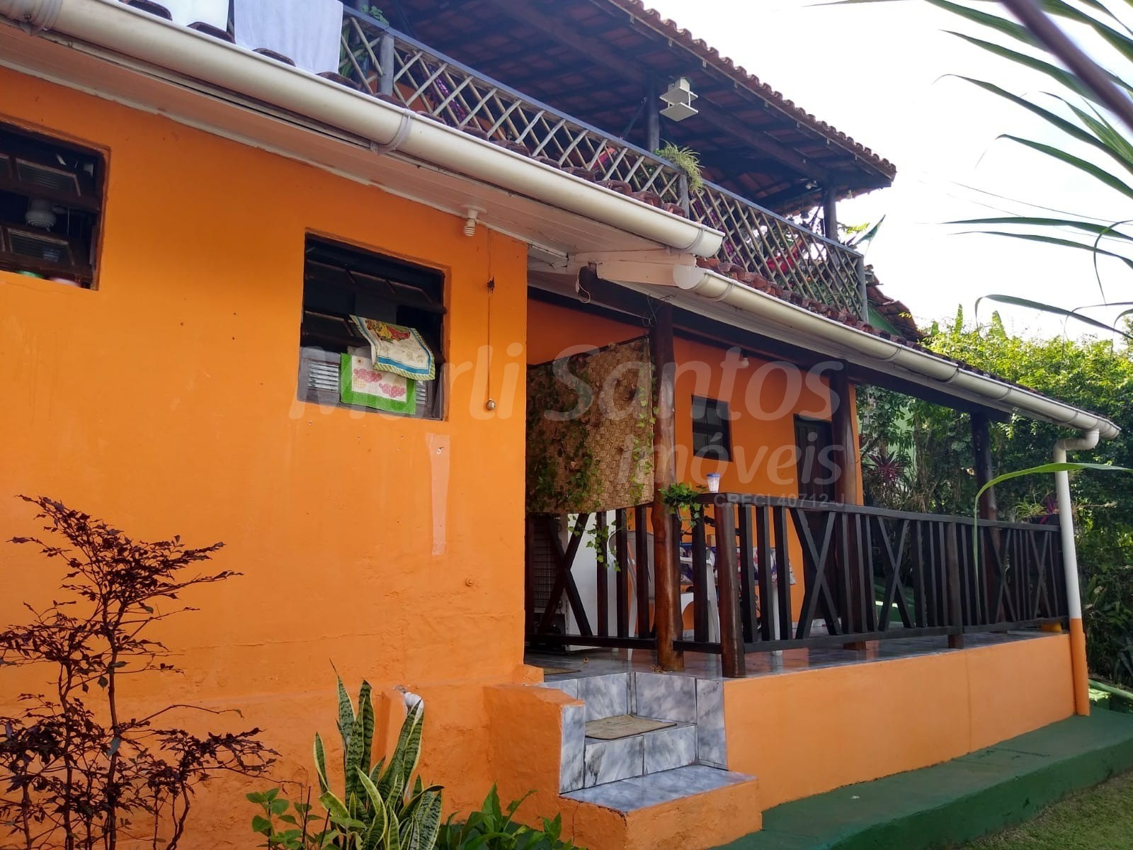 Casa (sobrado) à venda com 2 chalés na barra velha em ilhabe