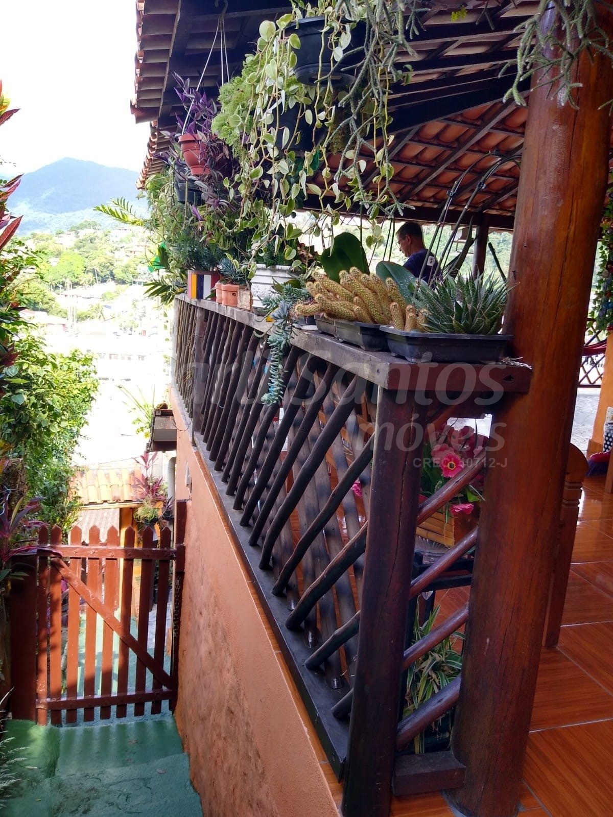 Casa (sobrado) à venda com 2 chalés na barra velha em ilhabe