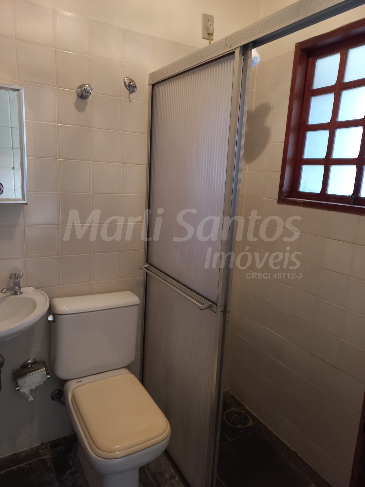 Casa à venda com escritura definitiva com opção de financiamento no bairro do engenho dágua em ilhabela-sp