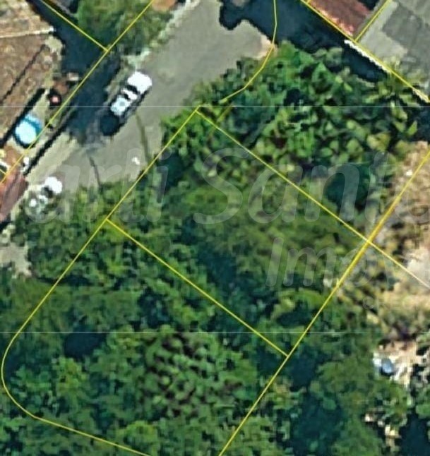 LOTES À VENDA NA ÁGUA BRANCA EM ÓTIMA LOCALIZAÇÃO.