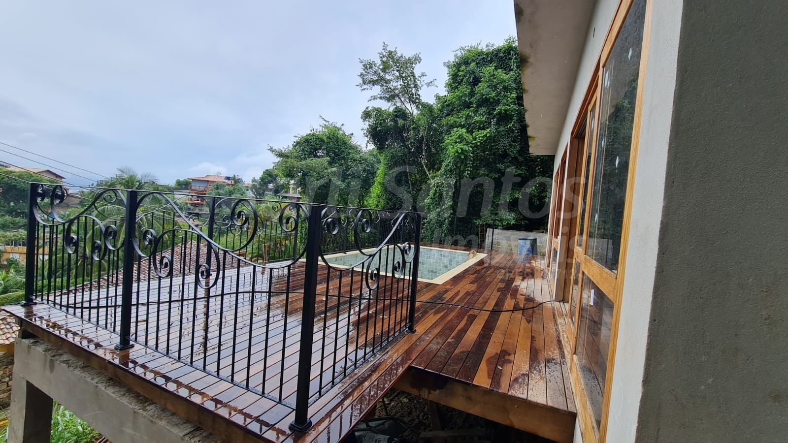 Lindo sobrado com vista para o mar e piscina no perequê em i